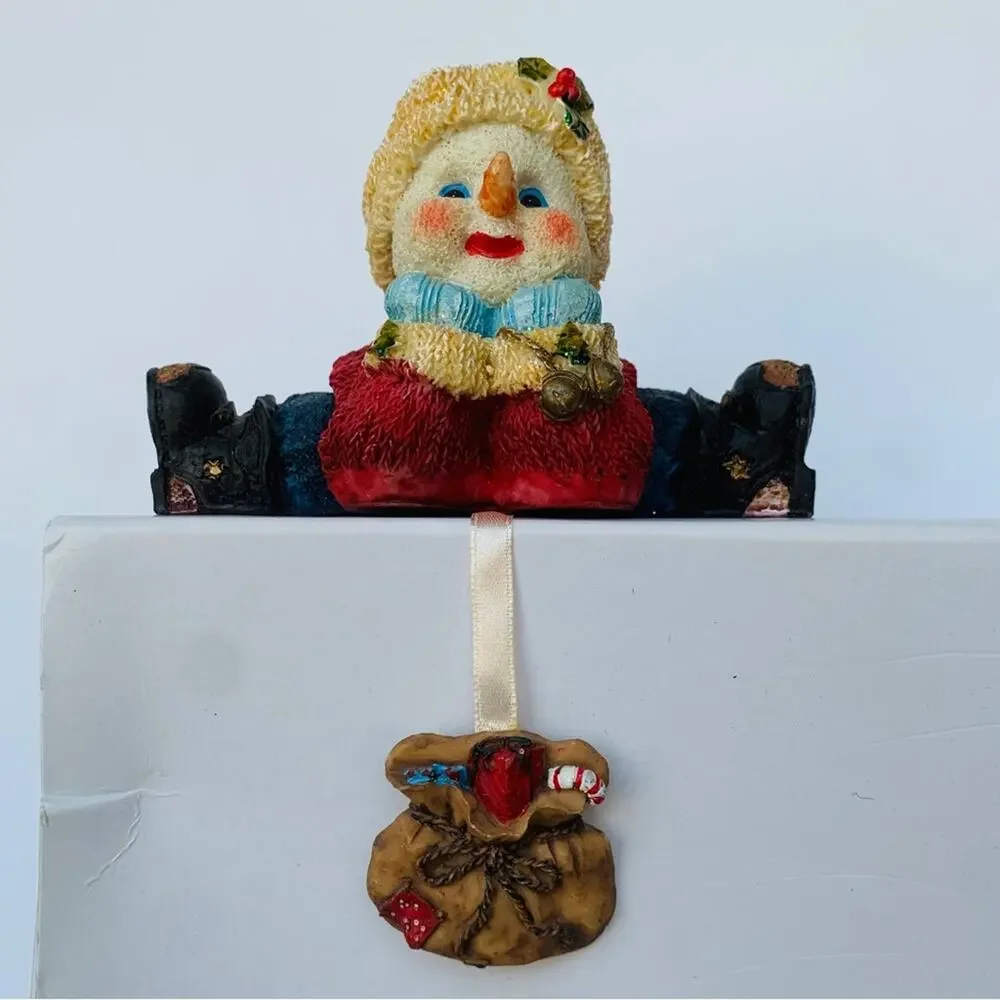 Vintage Snowman Shelf Decoration